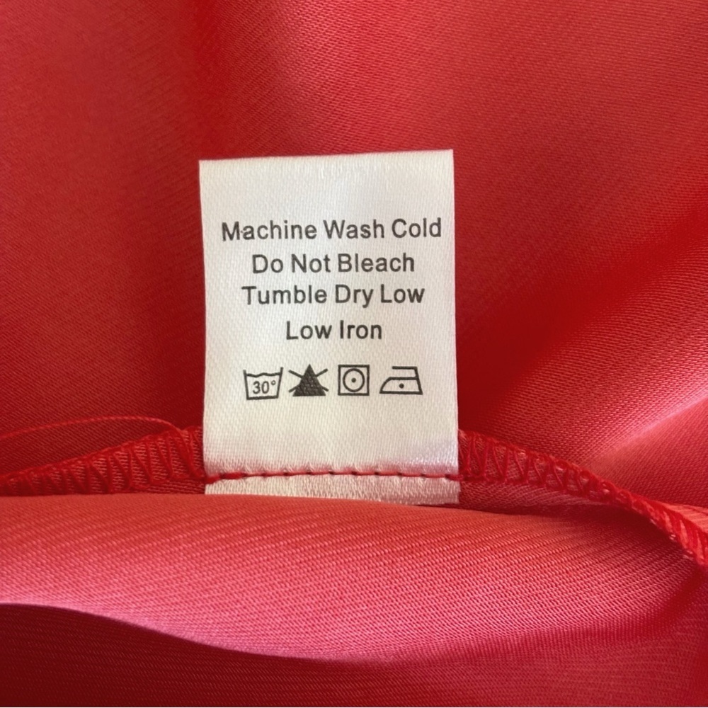 Tuckernuck Poppy Red Hollis V Neck Blouse XS Preppy Classic - Picture 8 of 8